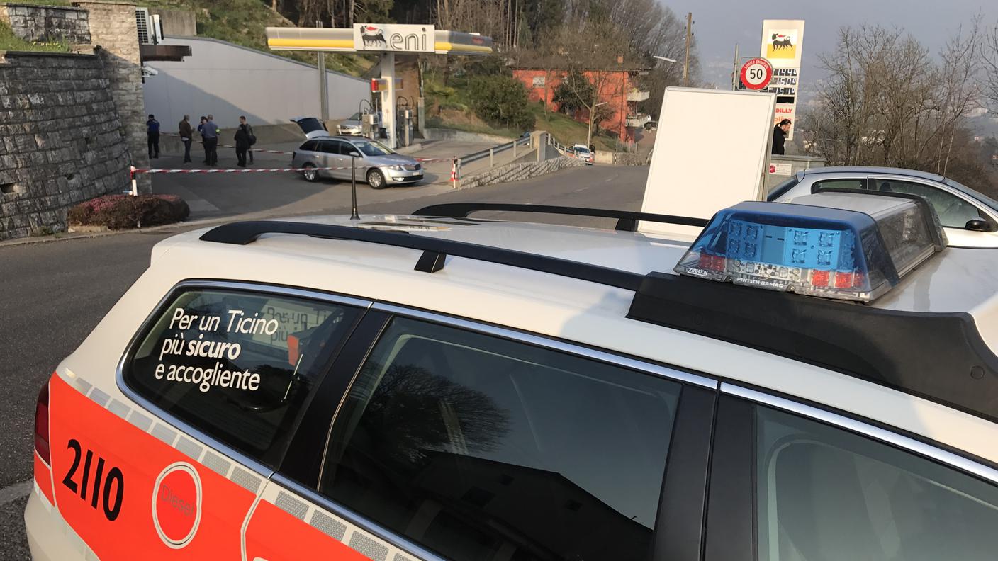 La polizia sul luogo del colpo