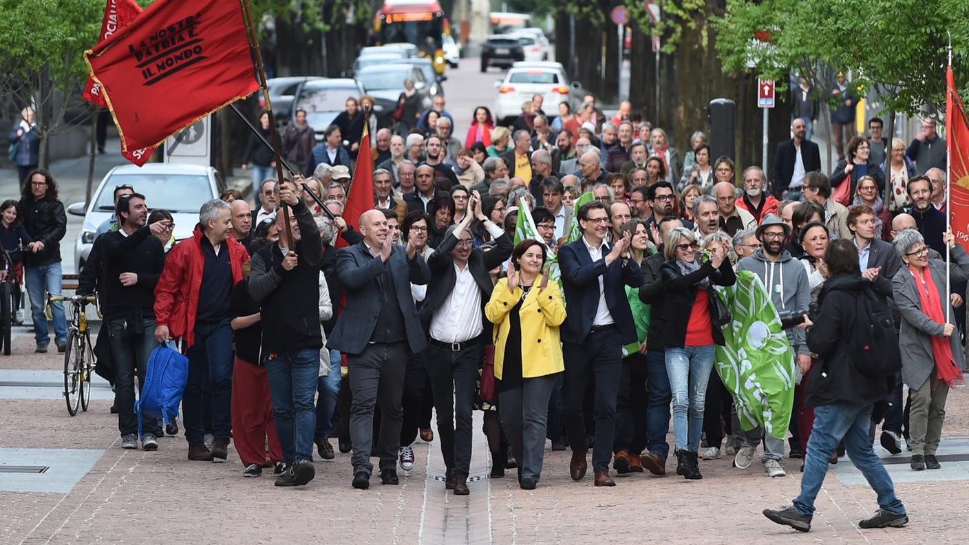 Il PS in corteo per le vie di Bellinzona