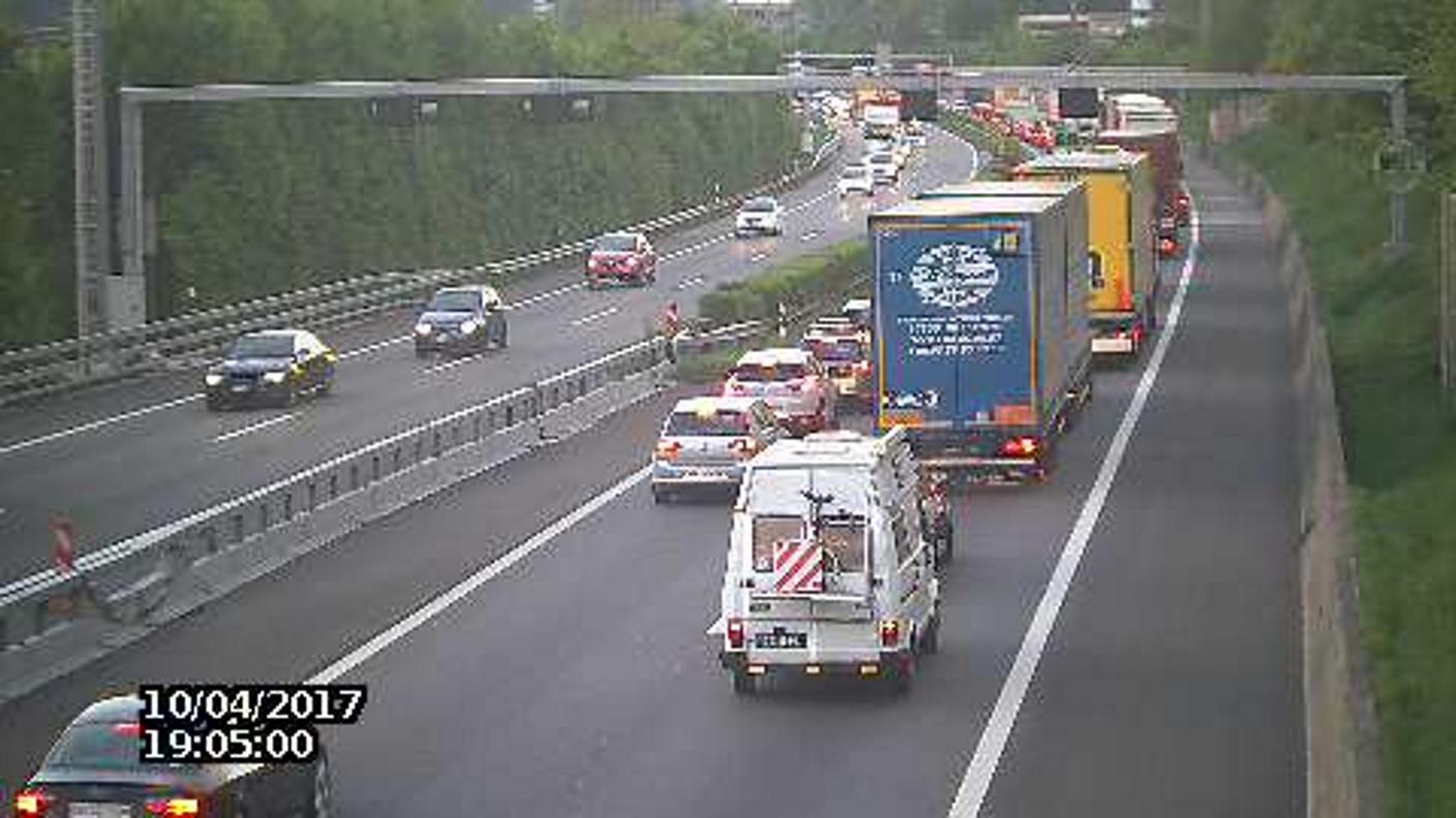 Traffico bloccato a Taverne