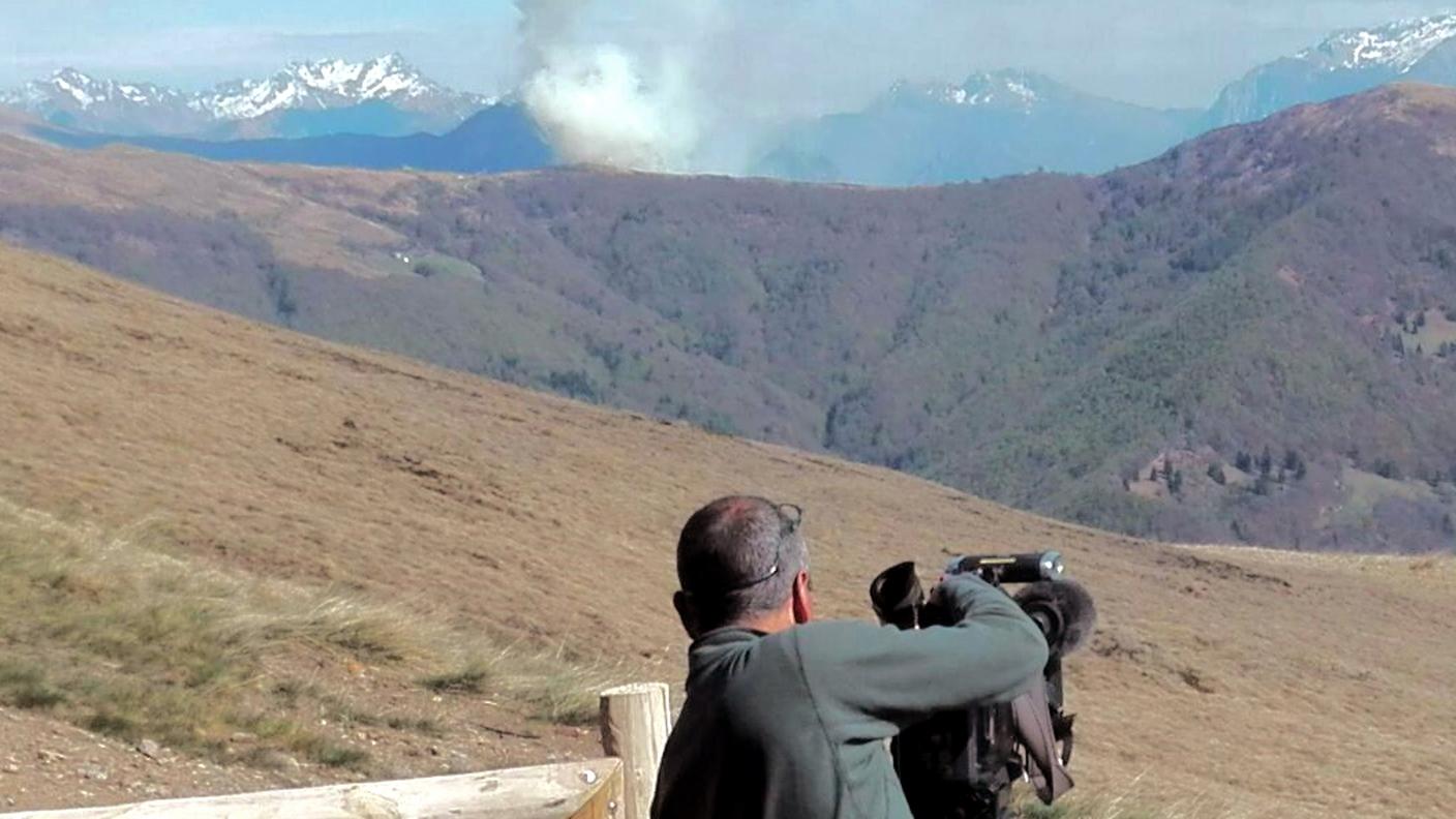 L'incendio visto dal Monte Bar