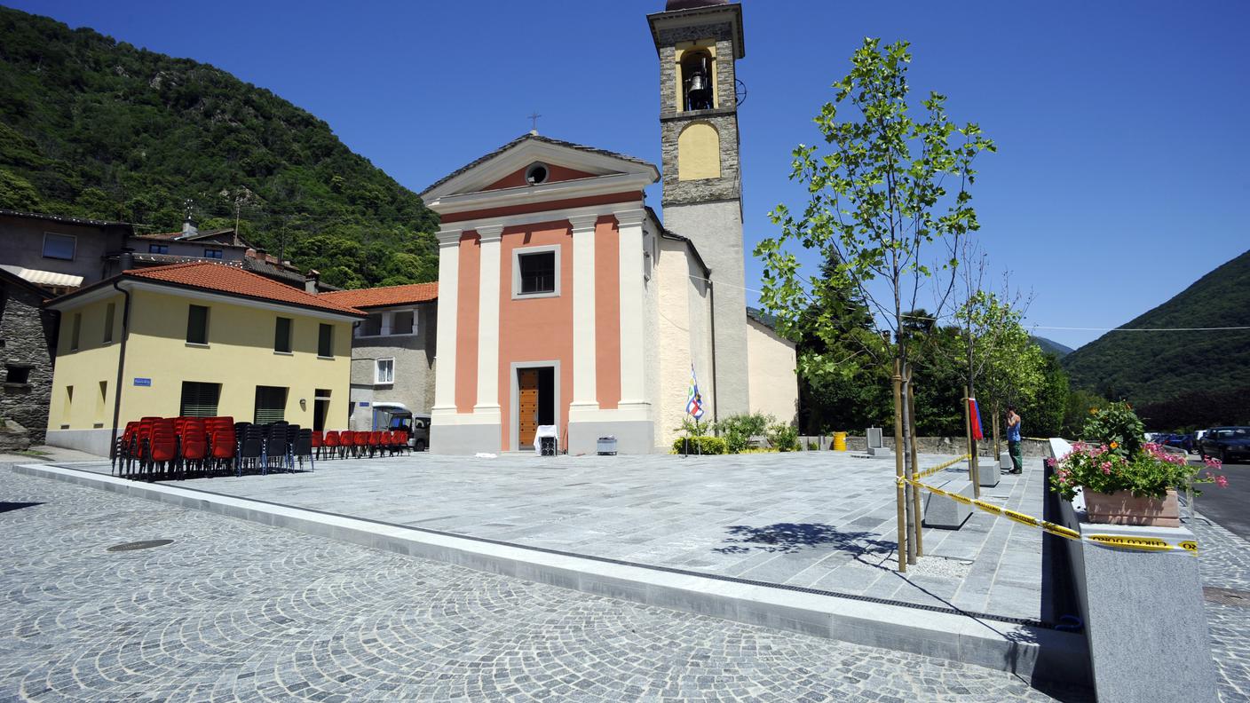 Il centro del paese di Vira