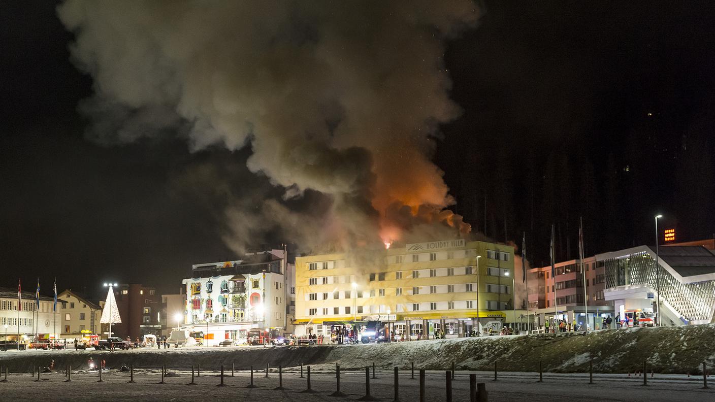 I pompieri impiegarono ben 36 ore per spegnere totalmente le fiamme
