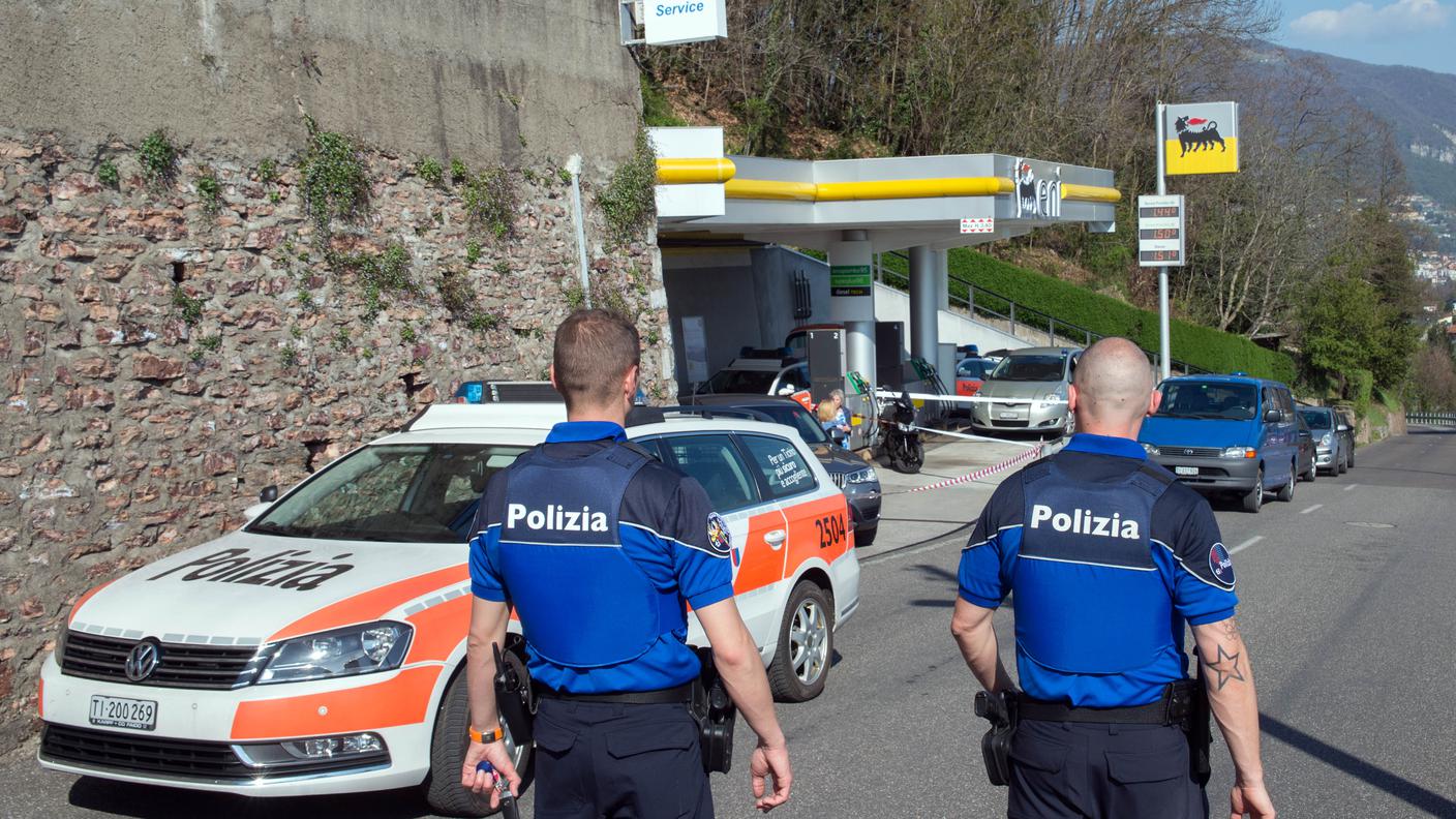 Il distributore preso di mira lo scorso 29 marzo