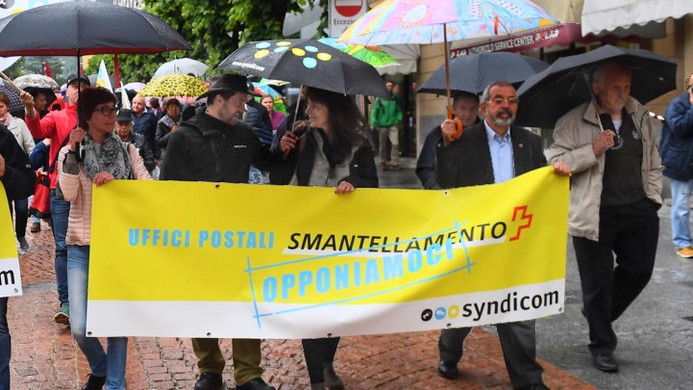 Uniti in difesa del servizio postale e contro lo smantellamento