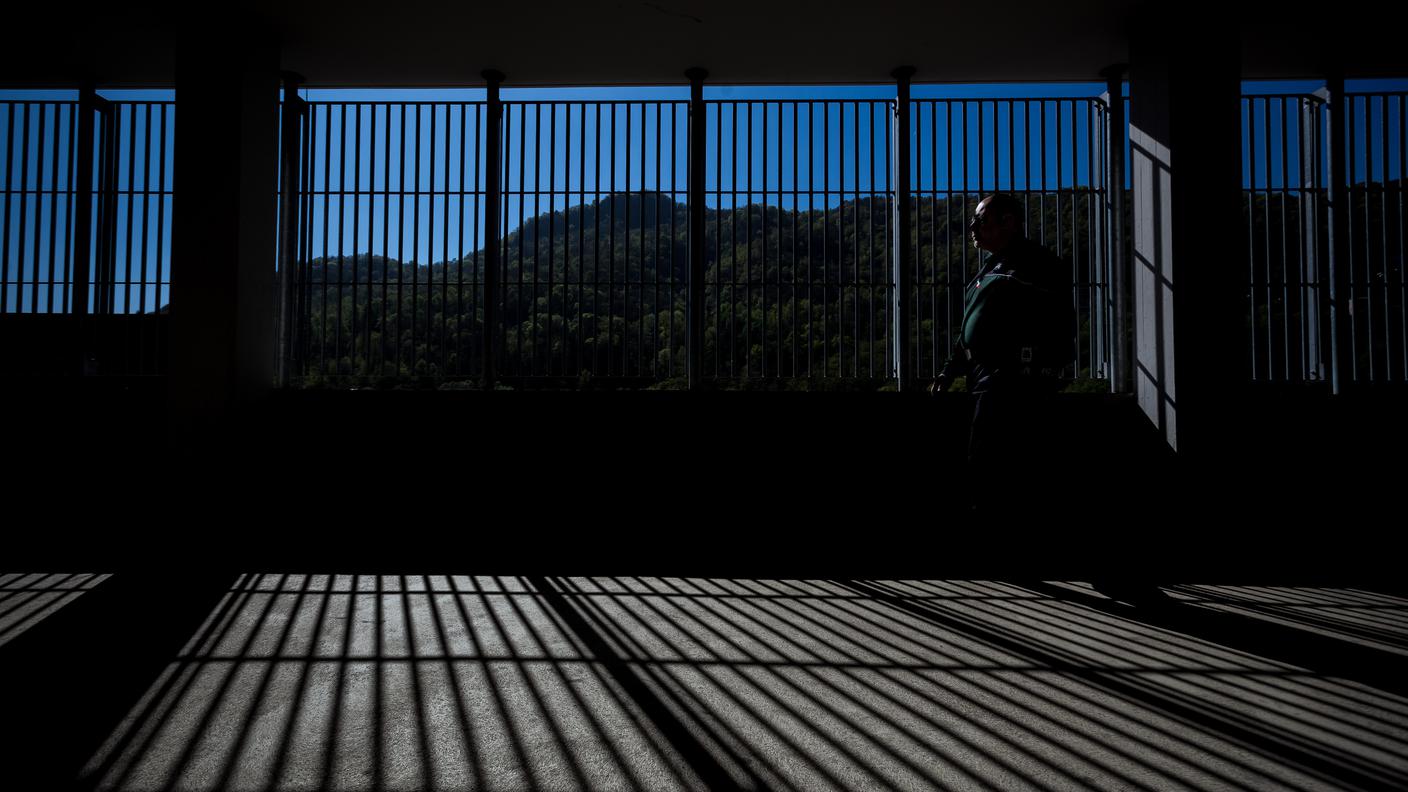 Detenuto alla Farera