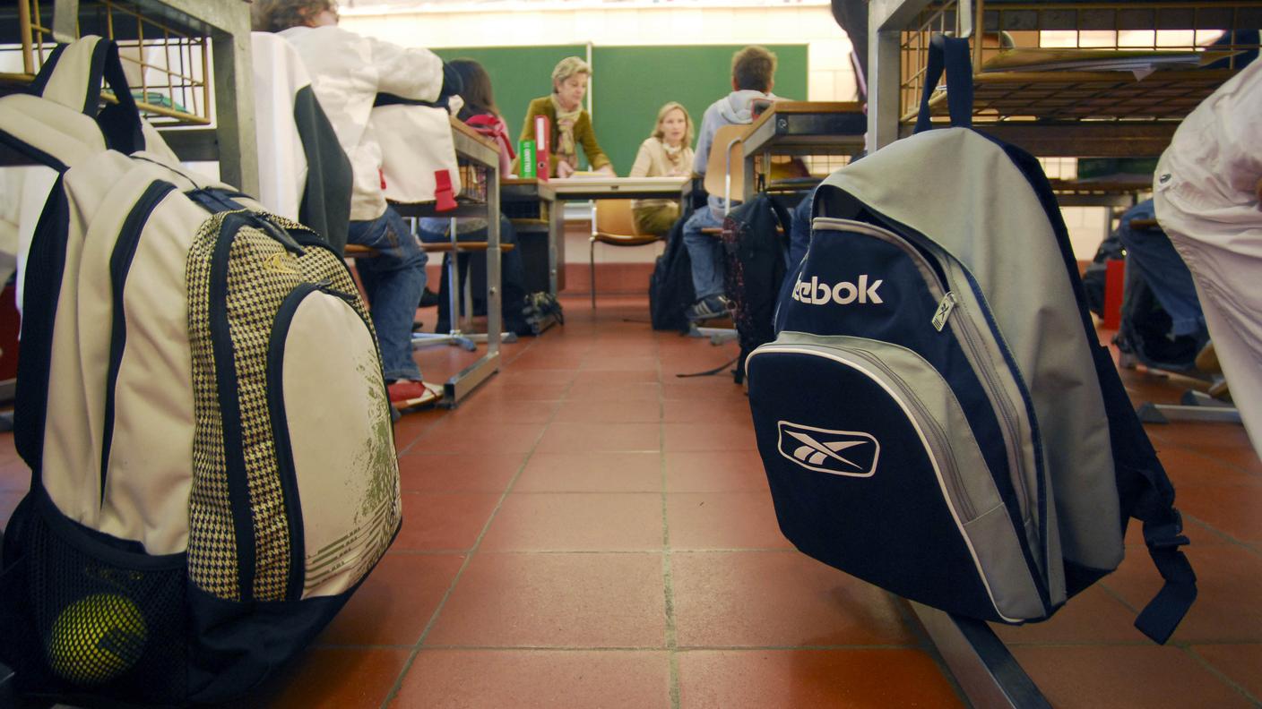 L’idea è quella di introdurne lo studio almeno all'inizio delle scuole medie
