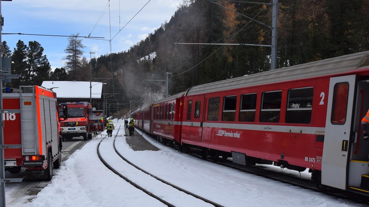Incendio a bordo di un vagone della Ferrovia retica