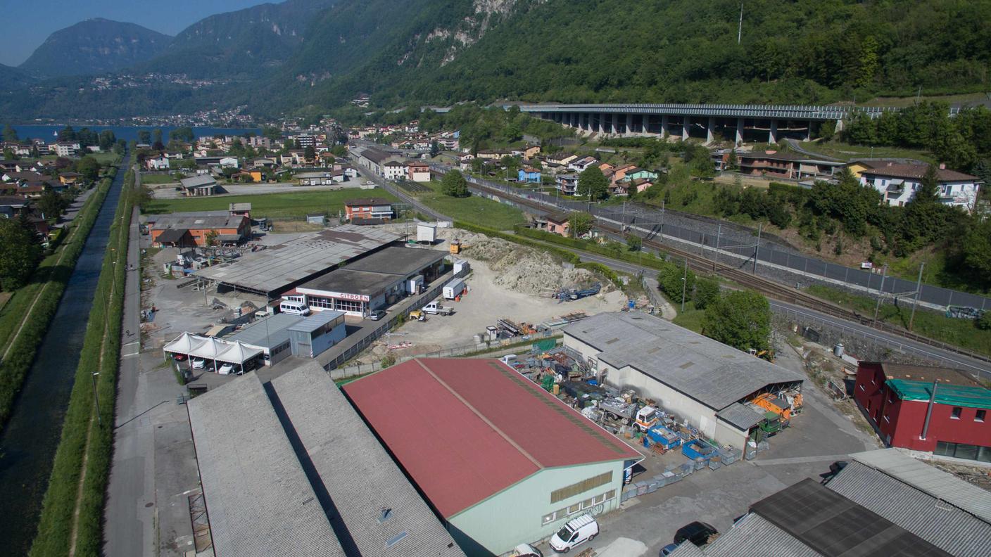 L'area dove dovrebbe sorgere il centro per il trattamento di inerti a Riva San Vitale