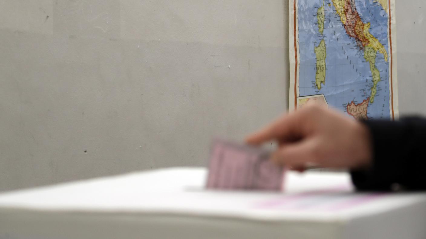 Oltre 9 milioni di italiani al voto