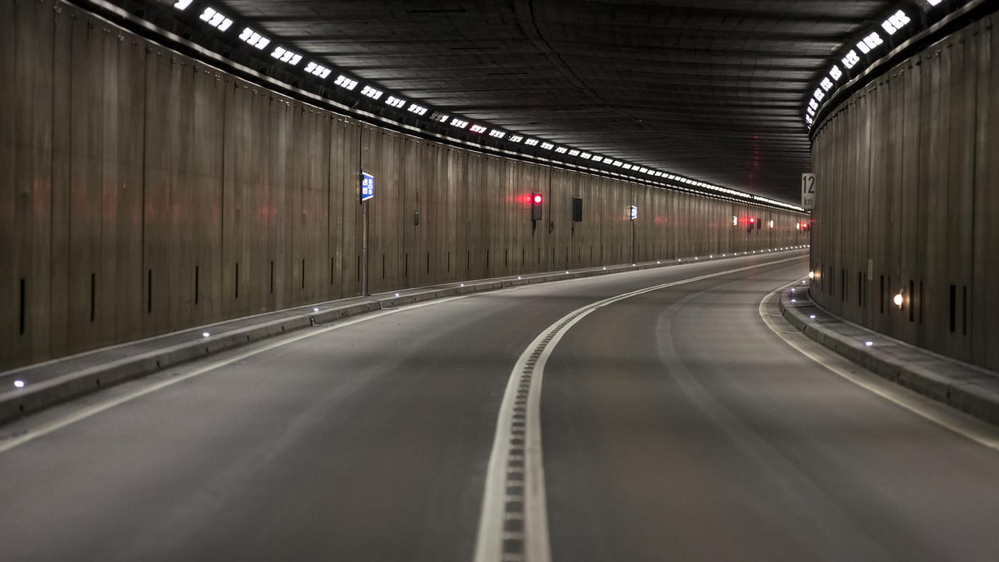Tunnel bloccato dalle 21.00 alle 5.00
