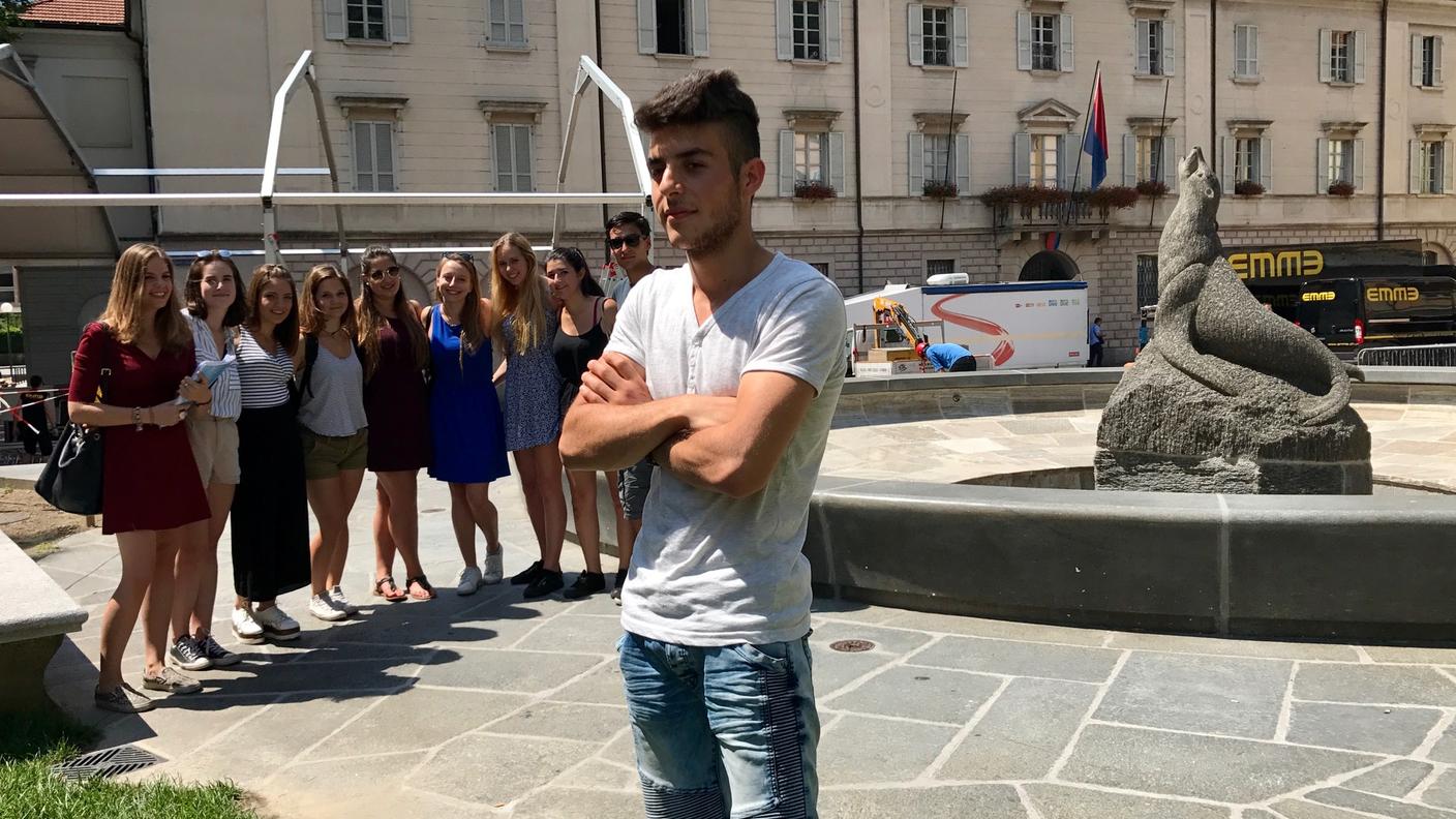 Hasan, il figlio più grande della famiglia che rischia di dover tornare in Grecia