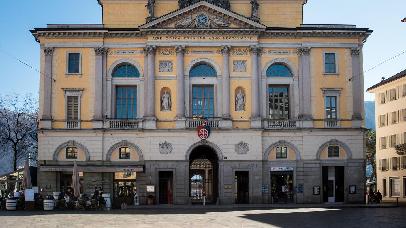 L'incarto sullo scalo torna nelle mani del Municipio