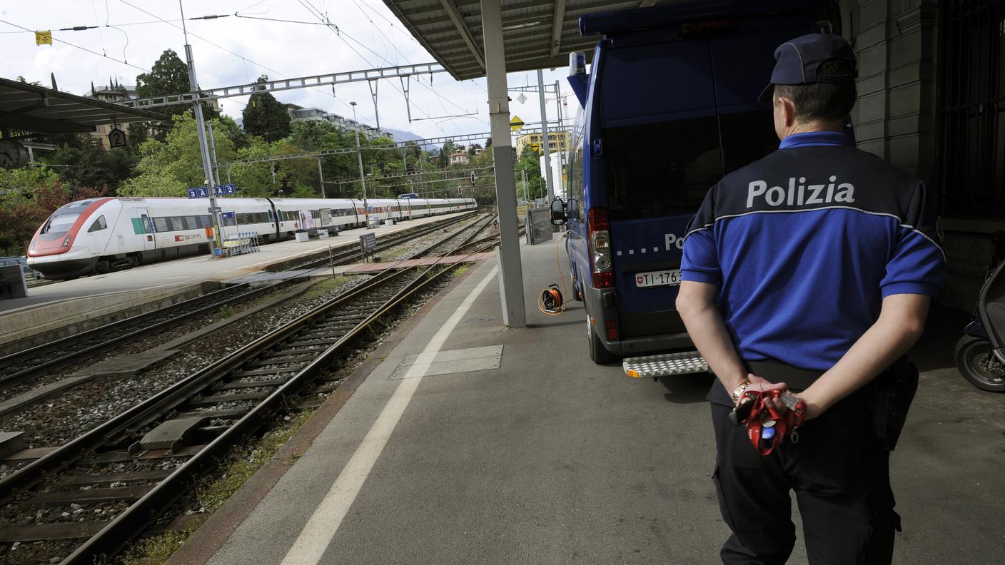 Niente missioni sulla frontiera ma controlli sulle vie di transito