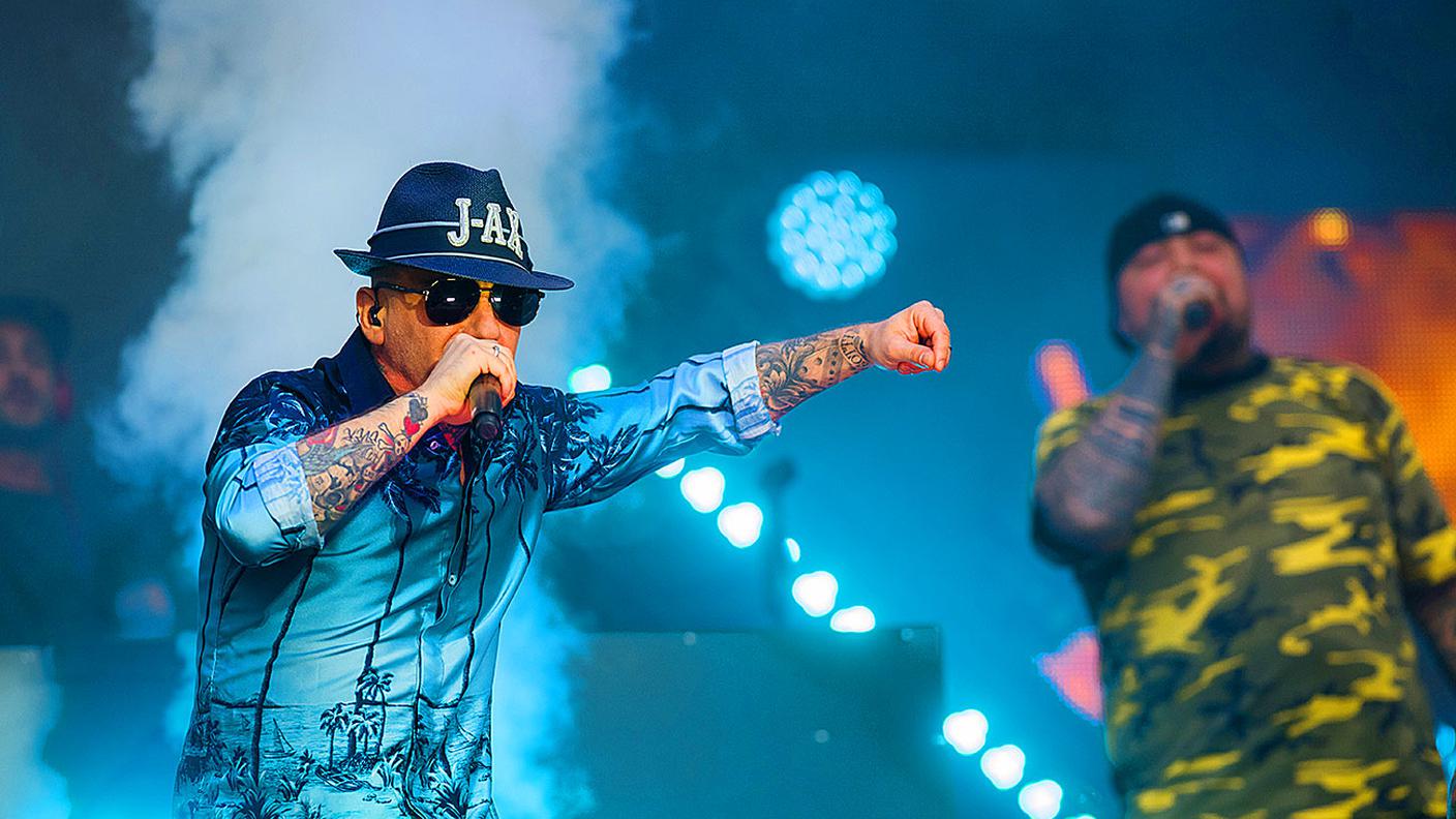 J-AX & Fedez in Piazza a Locarno