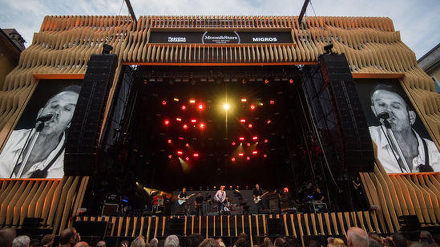 Il concerto dei Züri West in Piazza Grande a Locarno