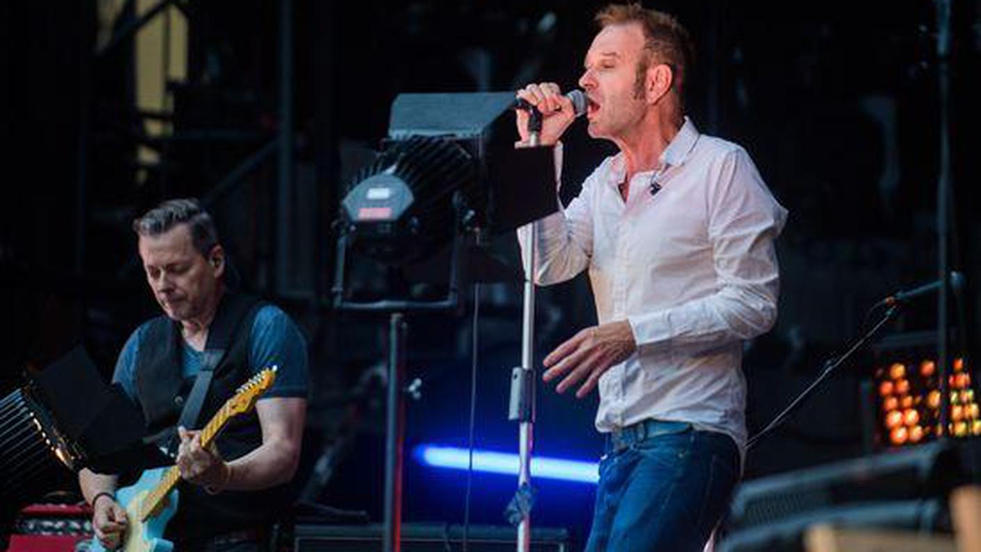 Il concerto dei Züri West in Piazza Grande a Locarno