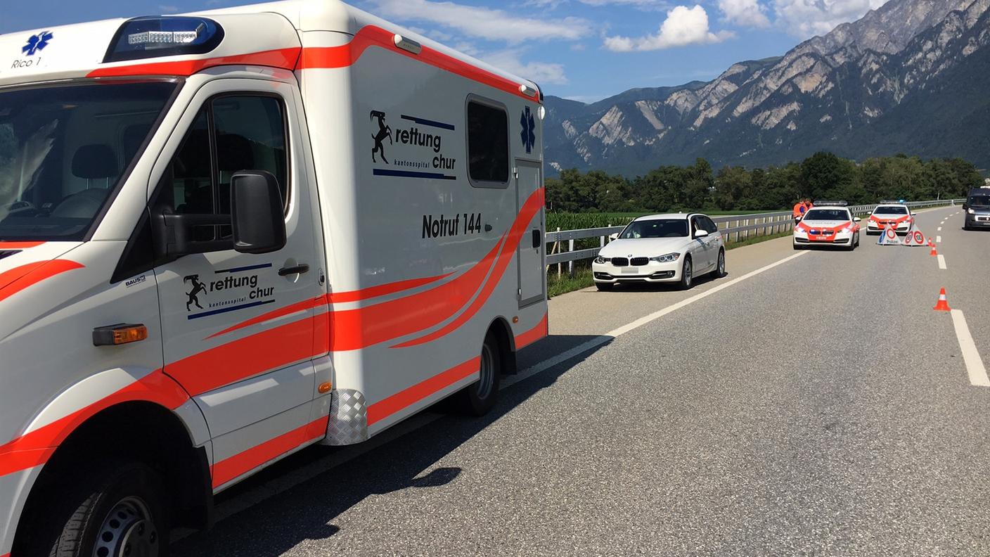 L'intervento di soccorritori e polizia
