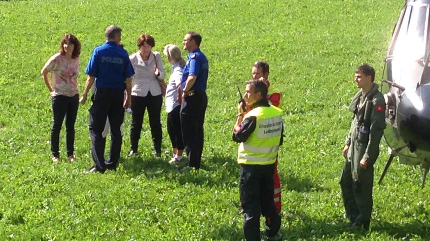 Doris Leuthard in un'immagine scattata al momento del suo arrivo in Bregaglia