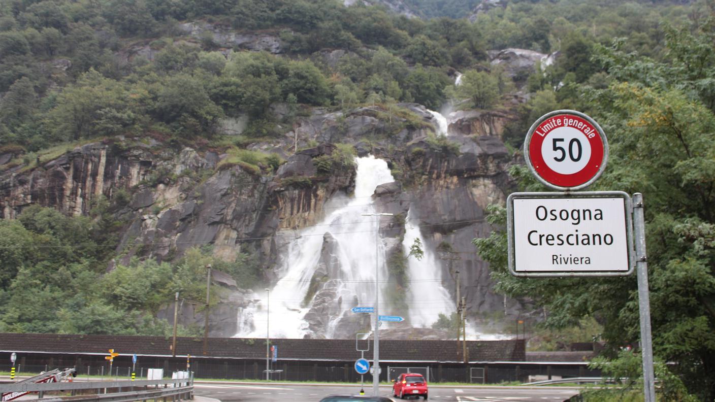  Il gruppo è rimasto sorpreso da un’improvvisa piena del fiume