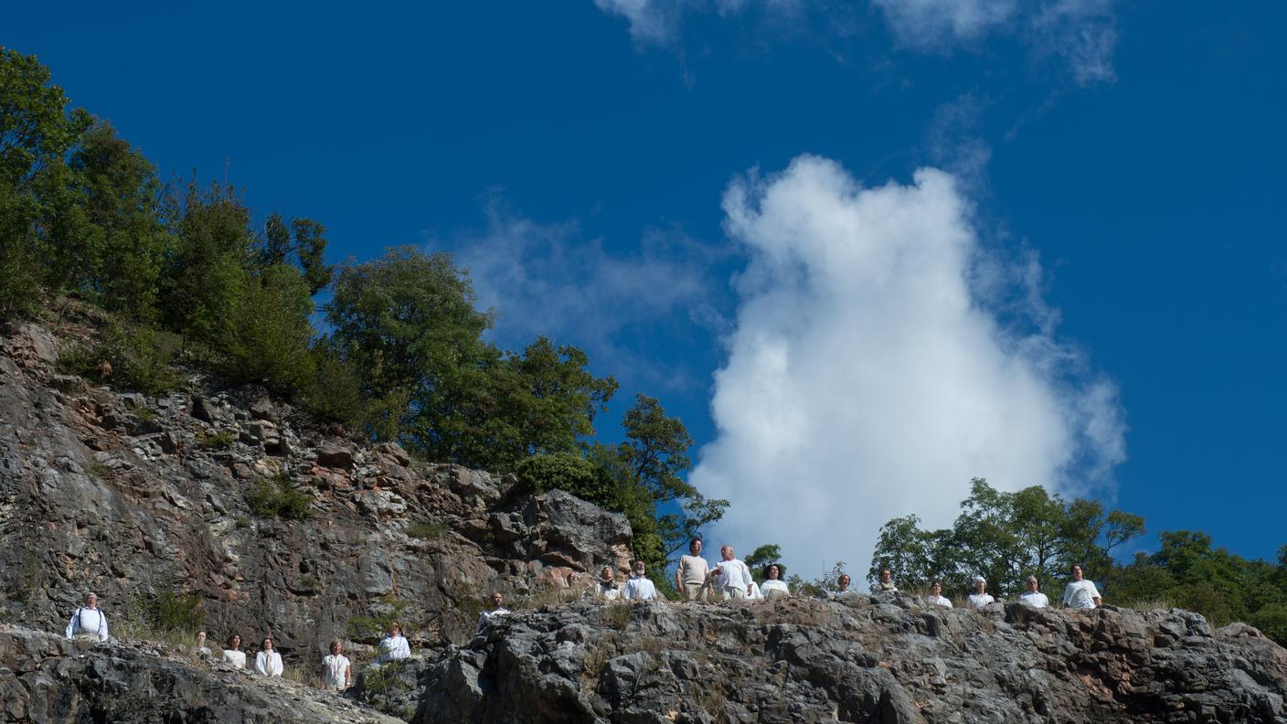 Un coro tra le rocce