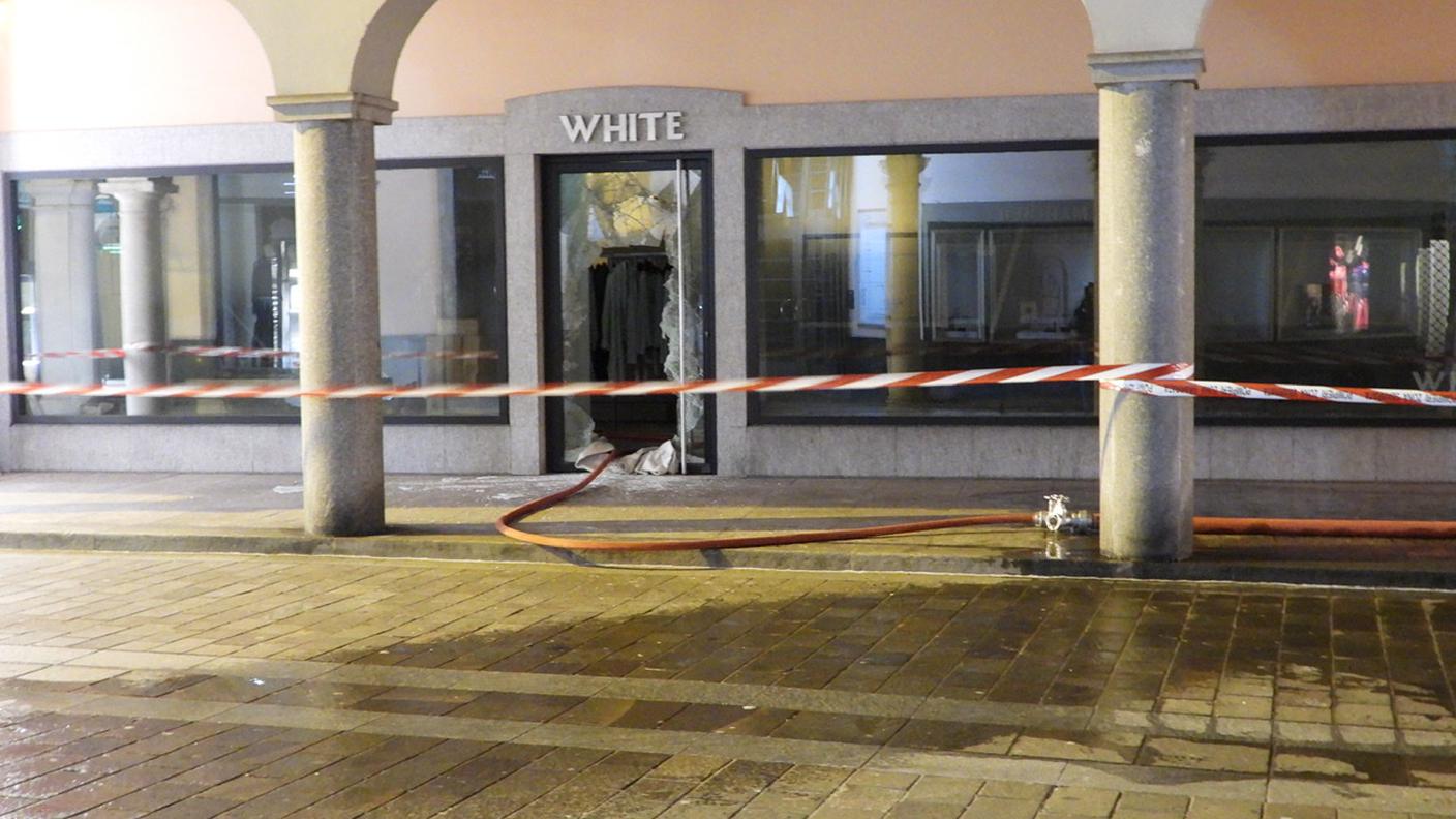 Il negozio White di Bruno Balmelli in Via Nassa