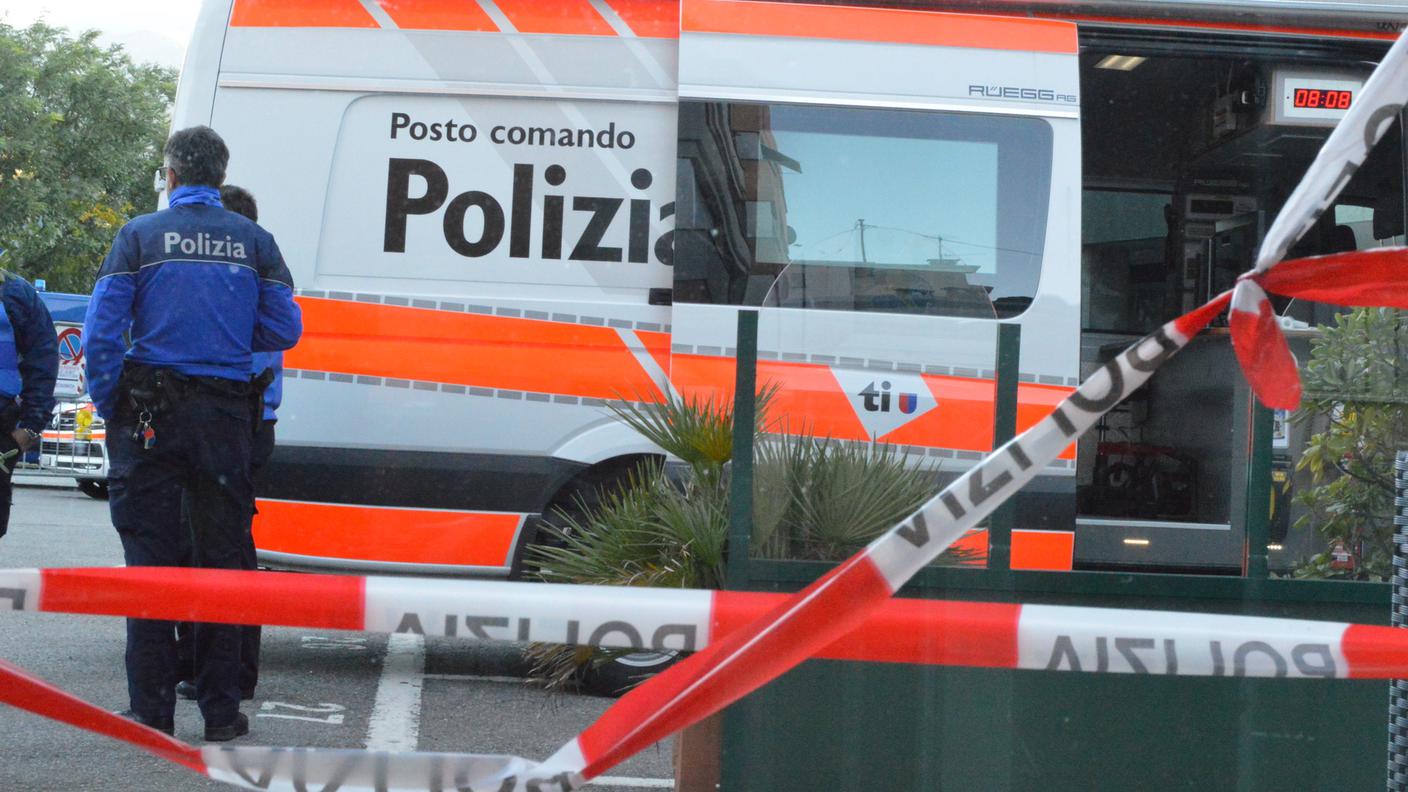 Brissago: agente spara, un morto