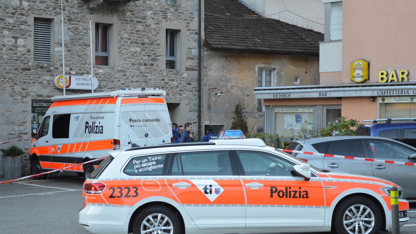 Brissago: agente spara, un morto