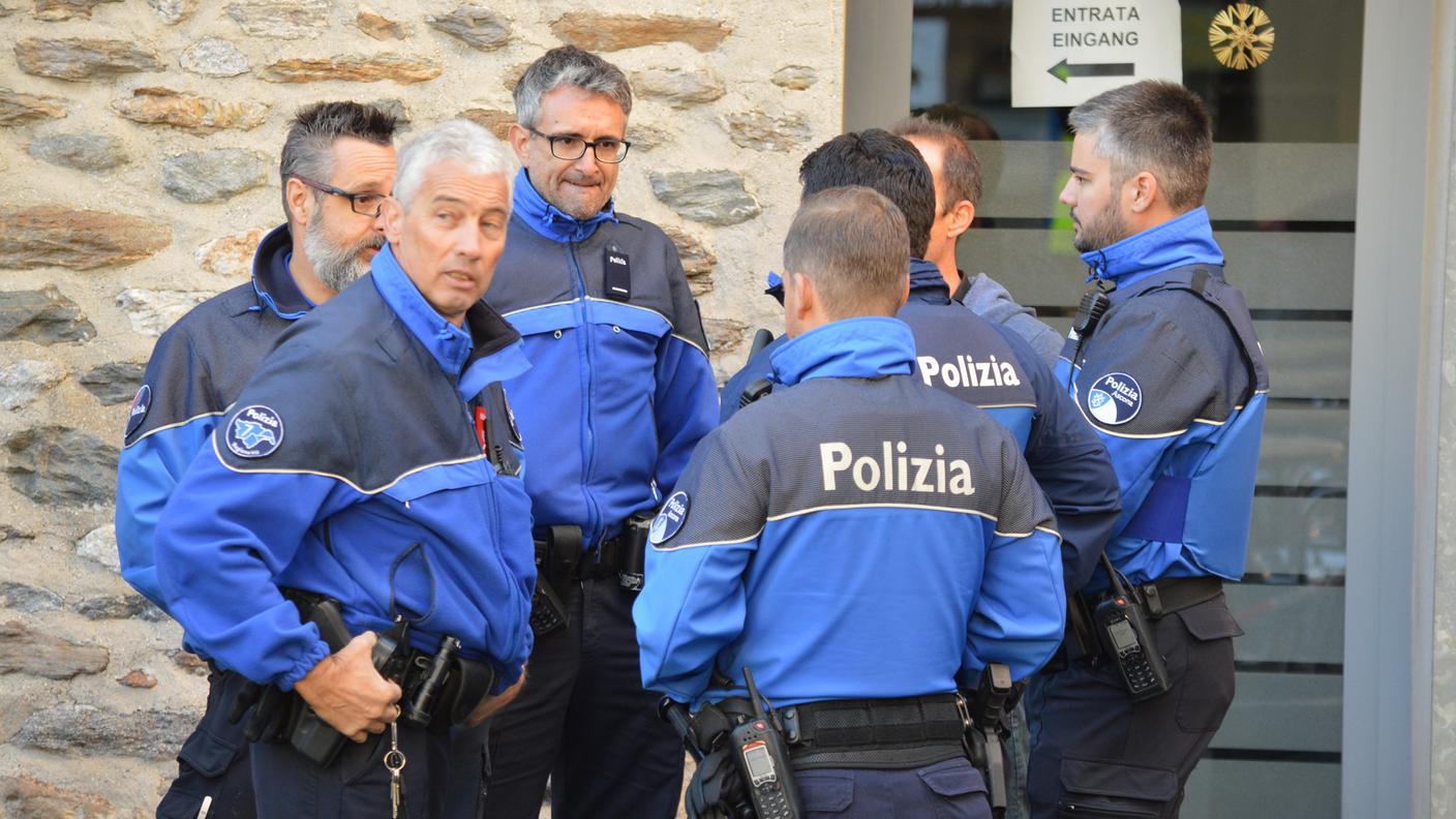 Brissago: agente spara, un morto