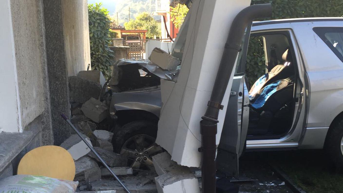 Un'immagine scattata sul luogo dell'incidente