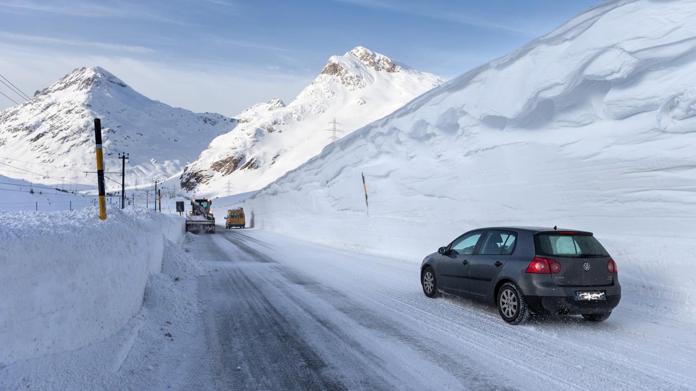 Il passo del Bernina è transitabile pure in pieno inverno, con il fondo innevato