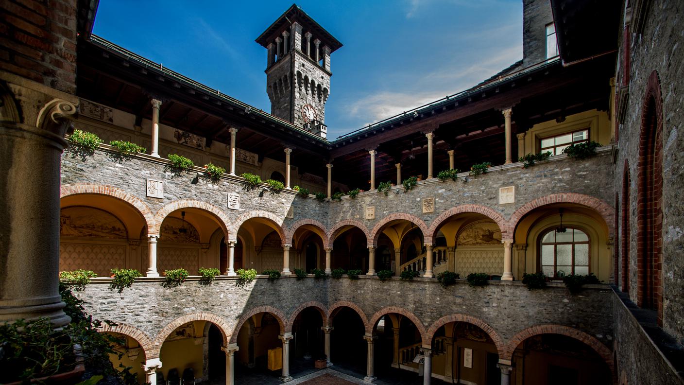 La corte del palazzo comunale di Bellinzona