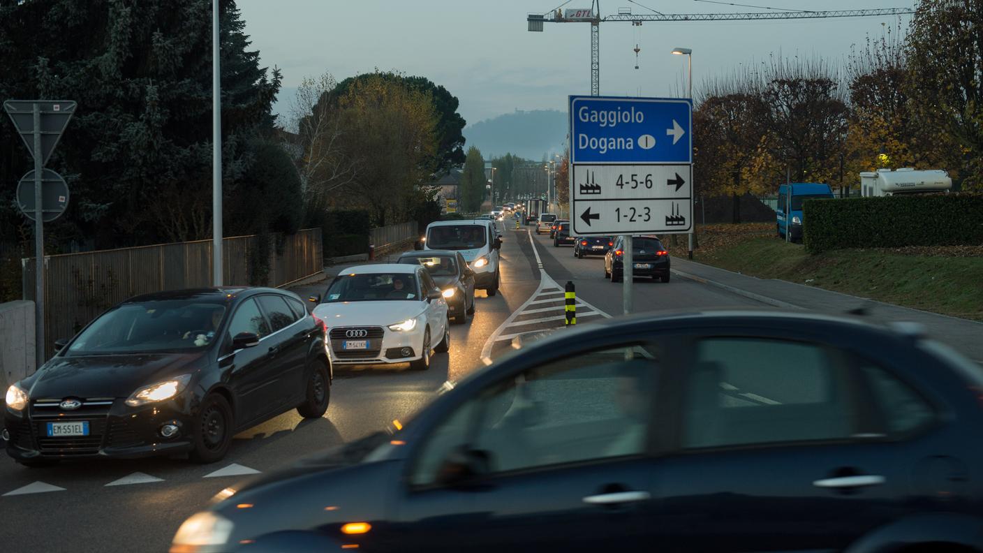 Doveva coprire gli incovenienti causati dal traffico dei lavoratori venuti da oltre confine