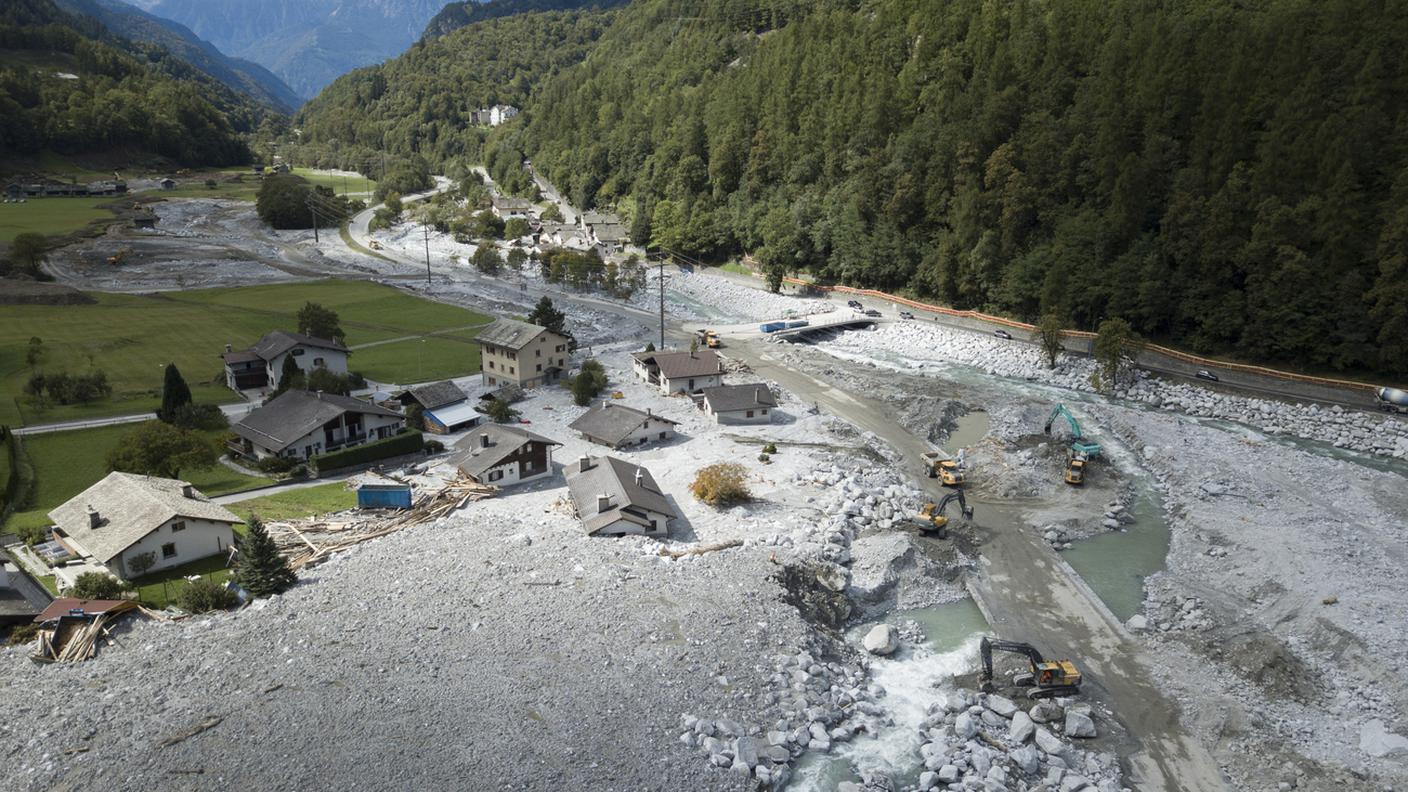 Le colate hanno reso inutilizzabili oltre otto ettari e mezzo di terreno
