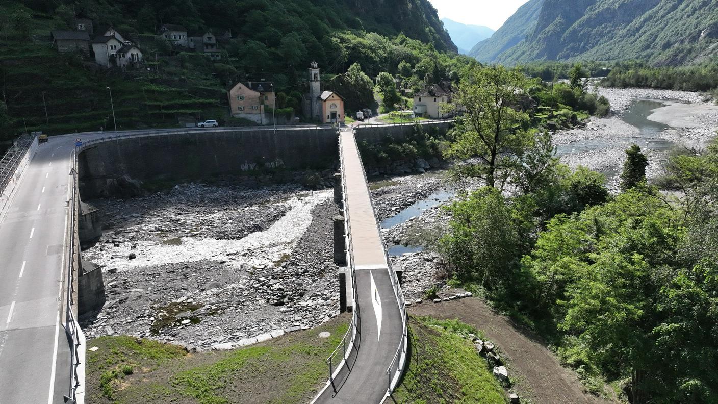 Visletto, il ponte della strada cantonale e quello della pista ciclabile