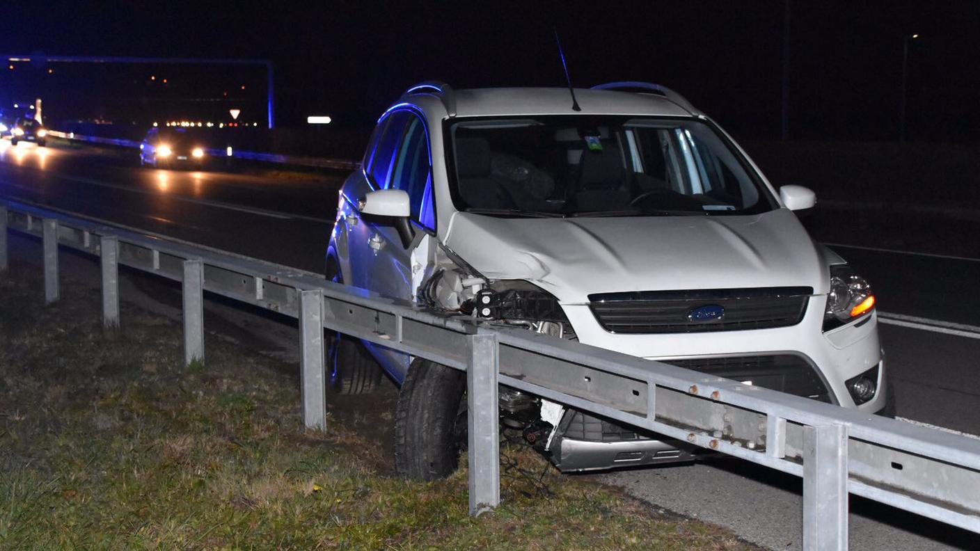 L'uomo era al volante con un'alcolemia superiore al 2 per mille