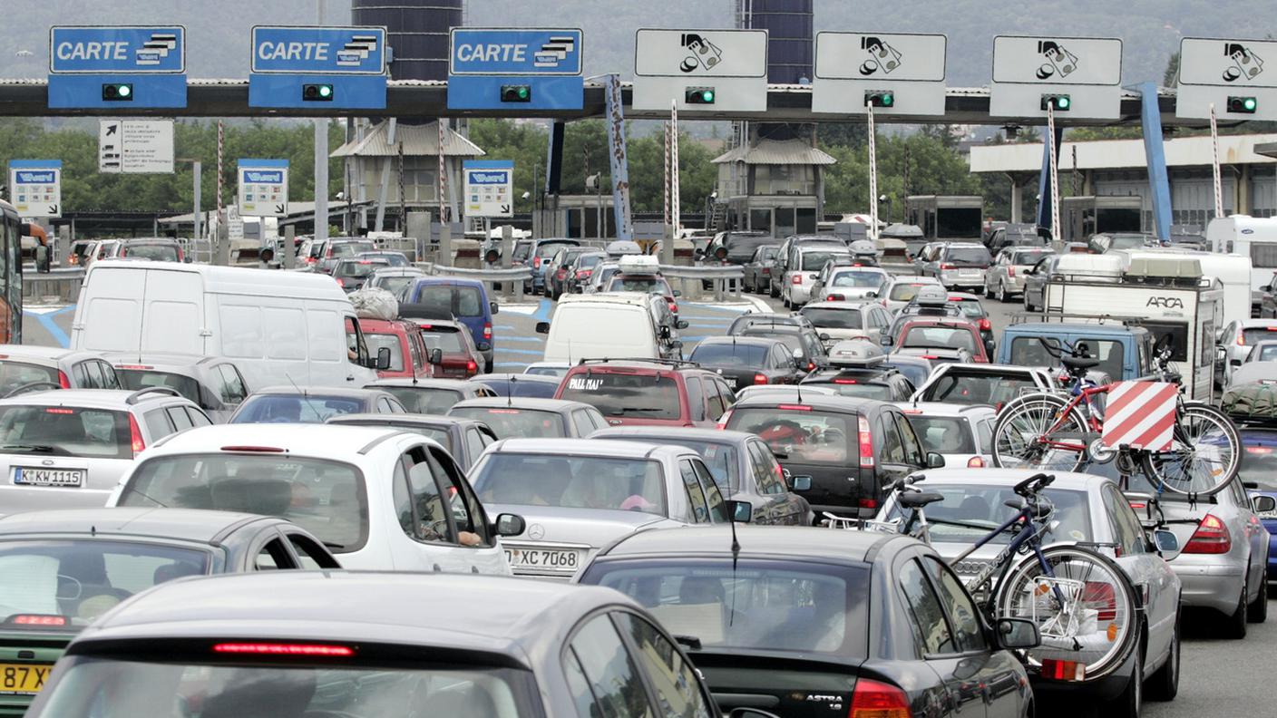 I nuovi aumenti dei pedaggi colpiranno anche i tanti ticinesi che viaggiano spesso in Italia