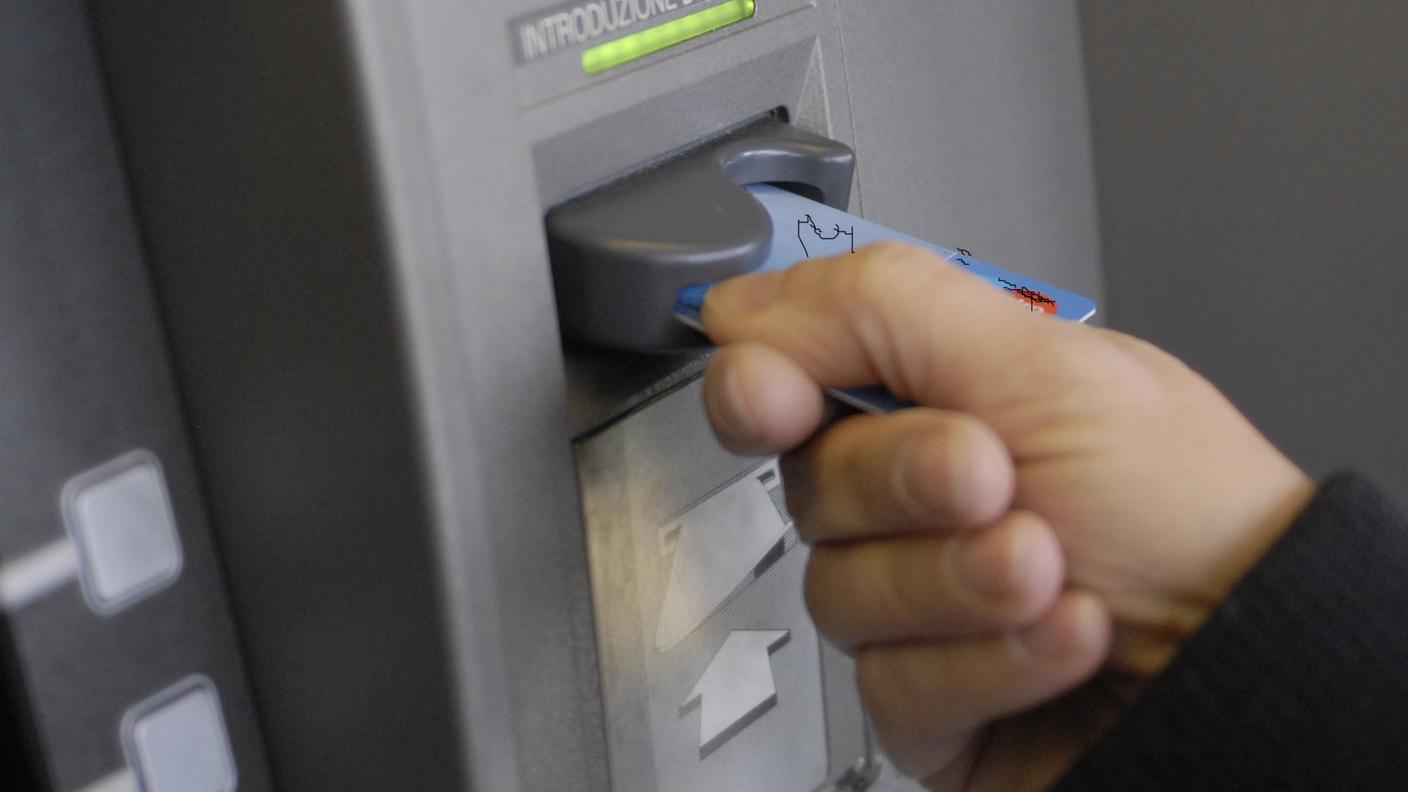 La clonazione delle carte bancarie era stata compiuta in maniera massiccia