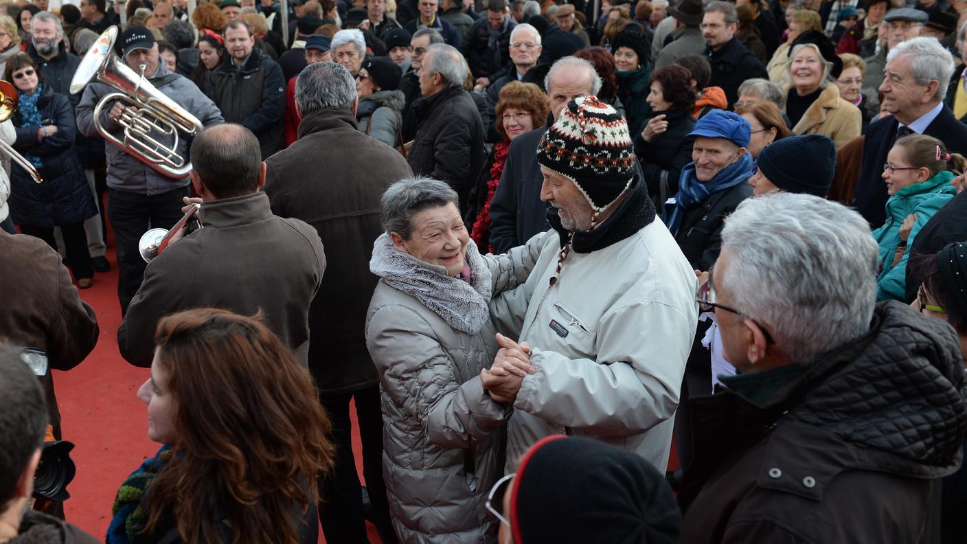 Locarnesi in festa in Piazza Grande