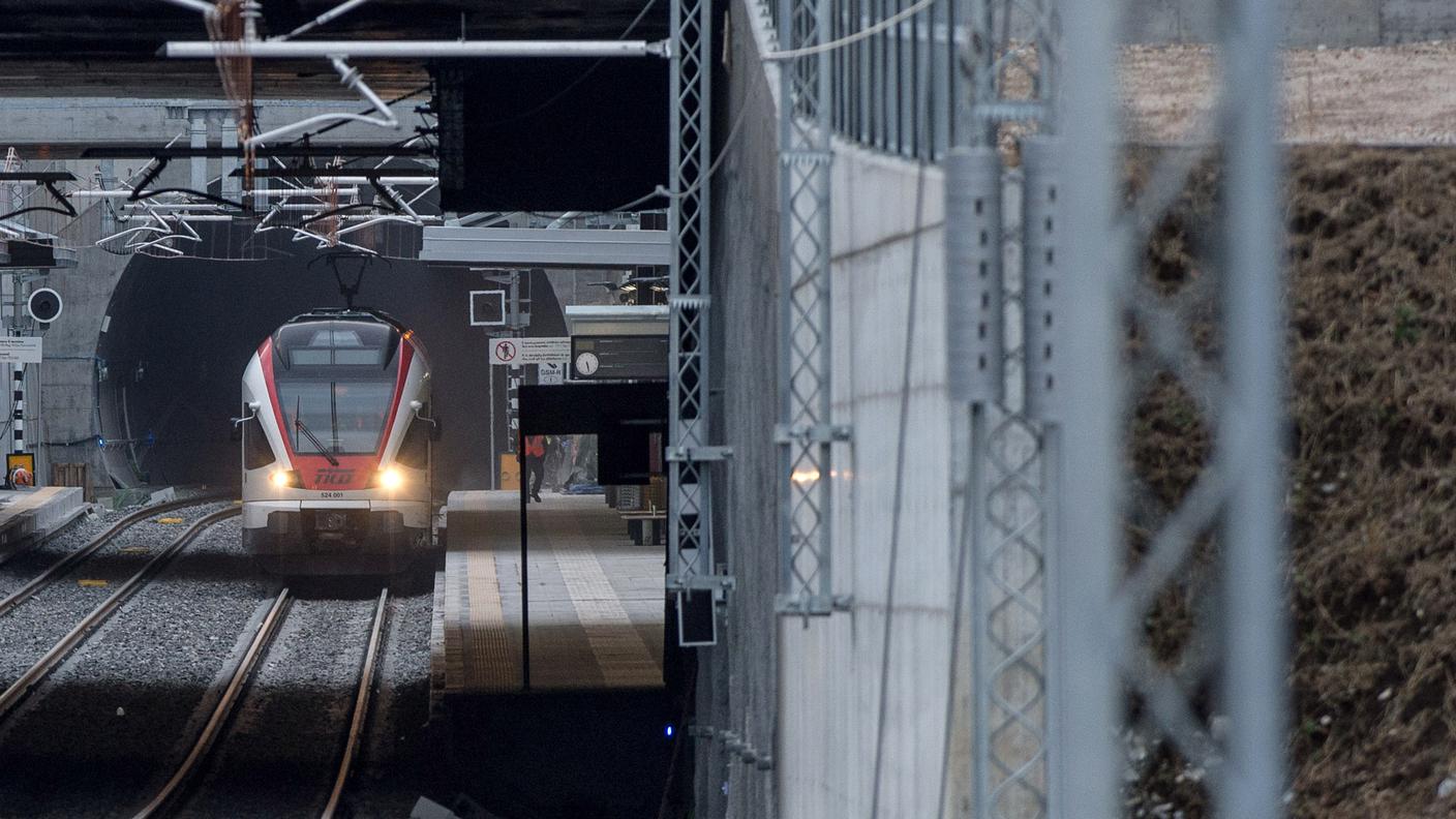 Un treno Flirt della TILO in viaggio tra Varese e Stabio