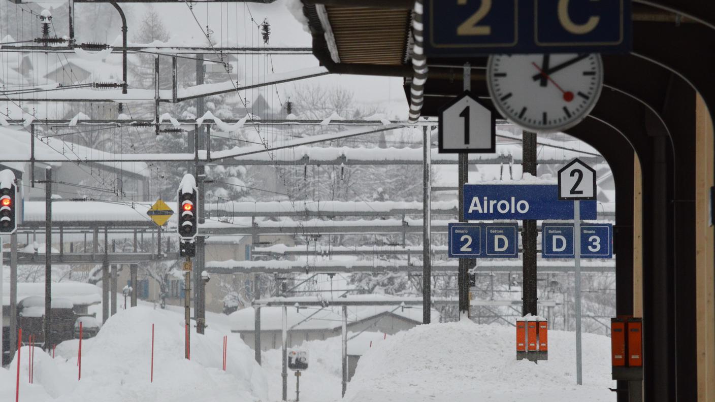 Treni bloccati sulla vecchia linea del San Gottardo