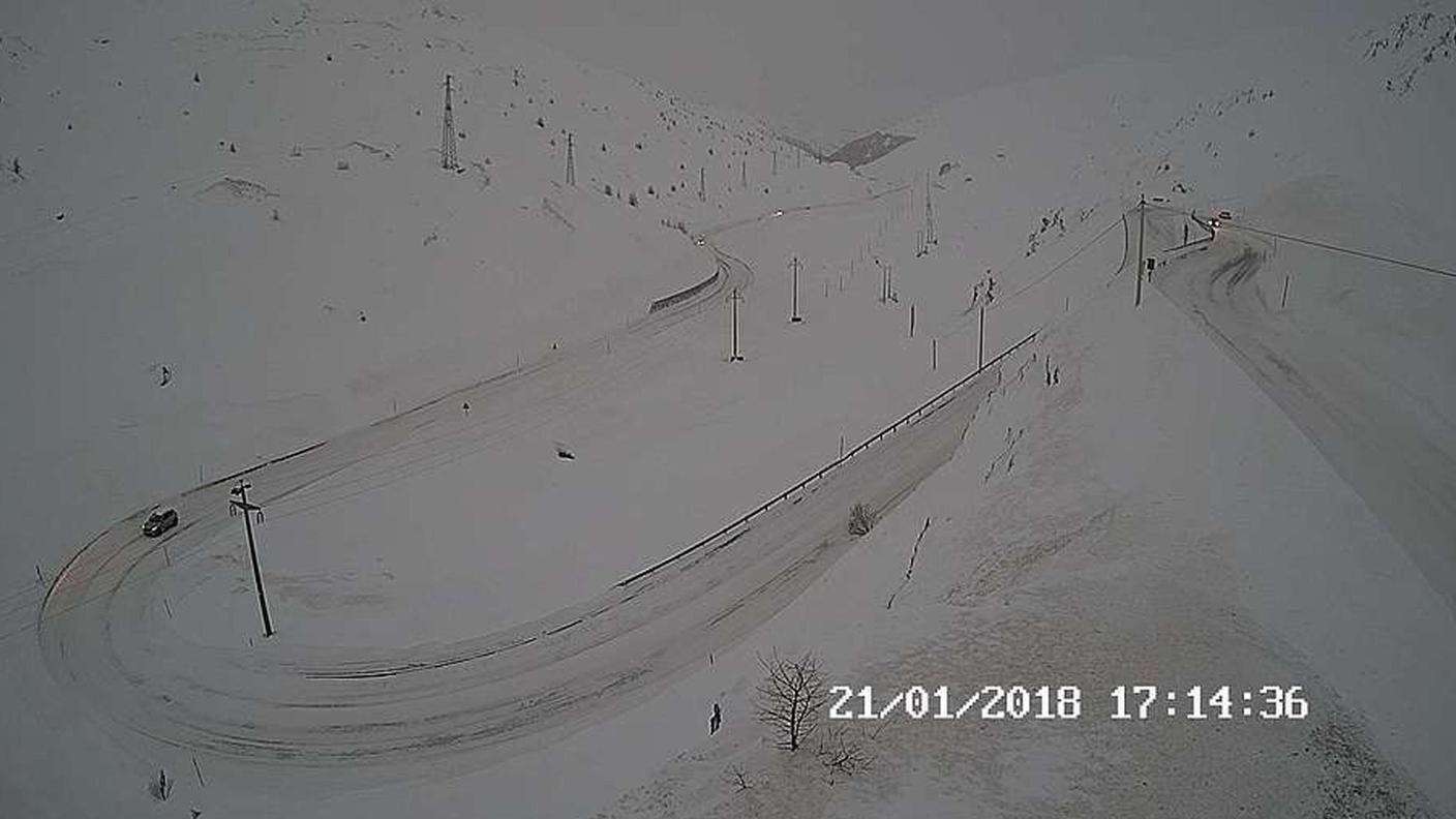 Si presenta così la strada del passo del Foscagno