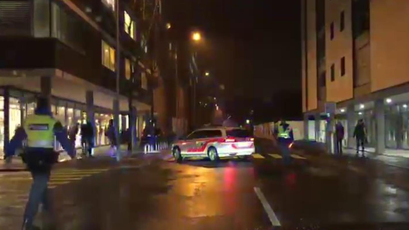 La zona sbarrata dalla polizia
