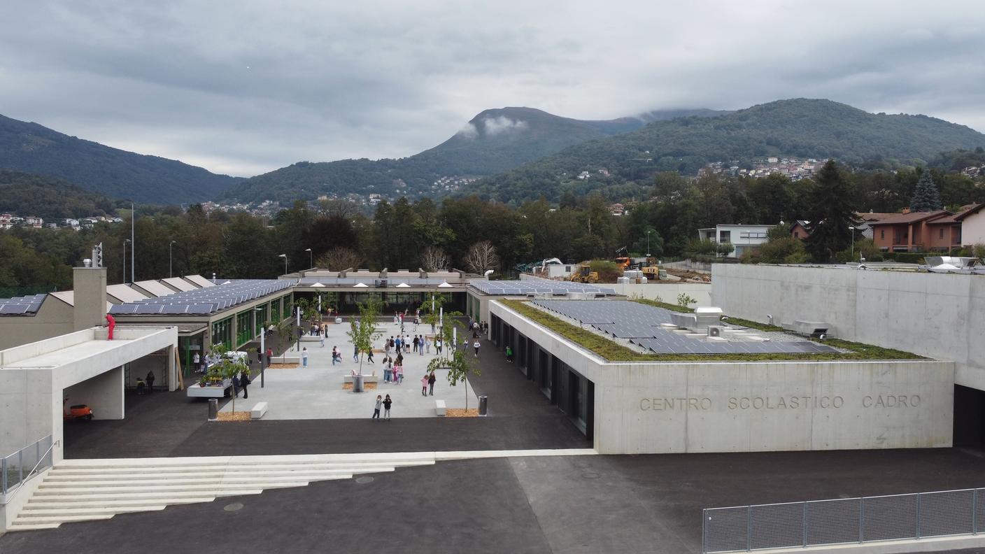 Una veduta del nuovo centro scolastico a Cadro