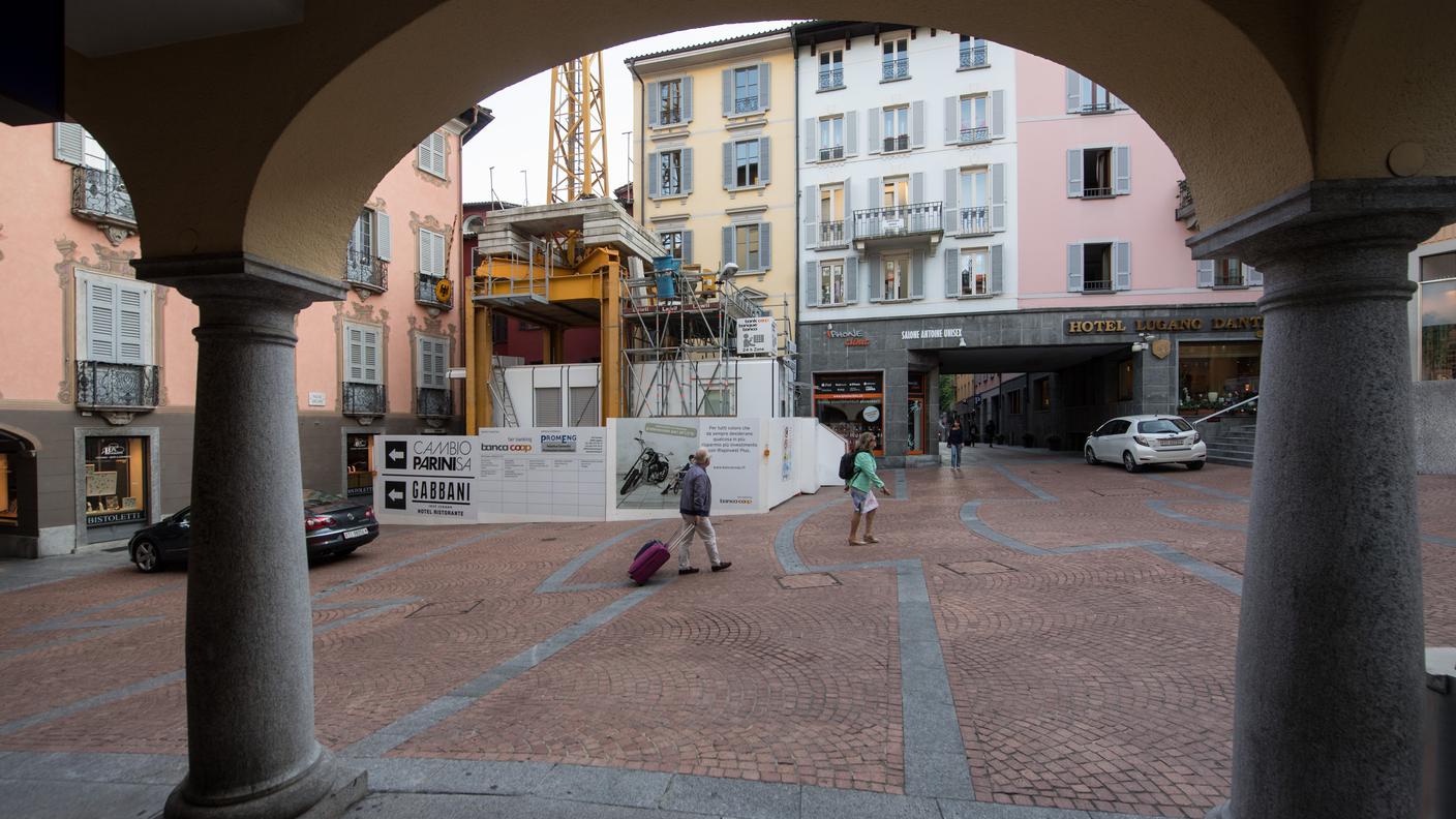 Piazza Cioccaro, dove era stato messo a segno il colpo