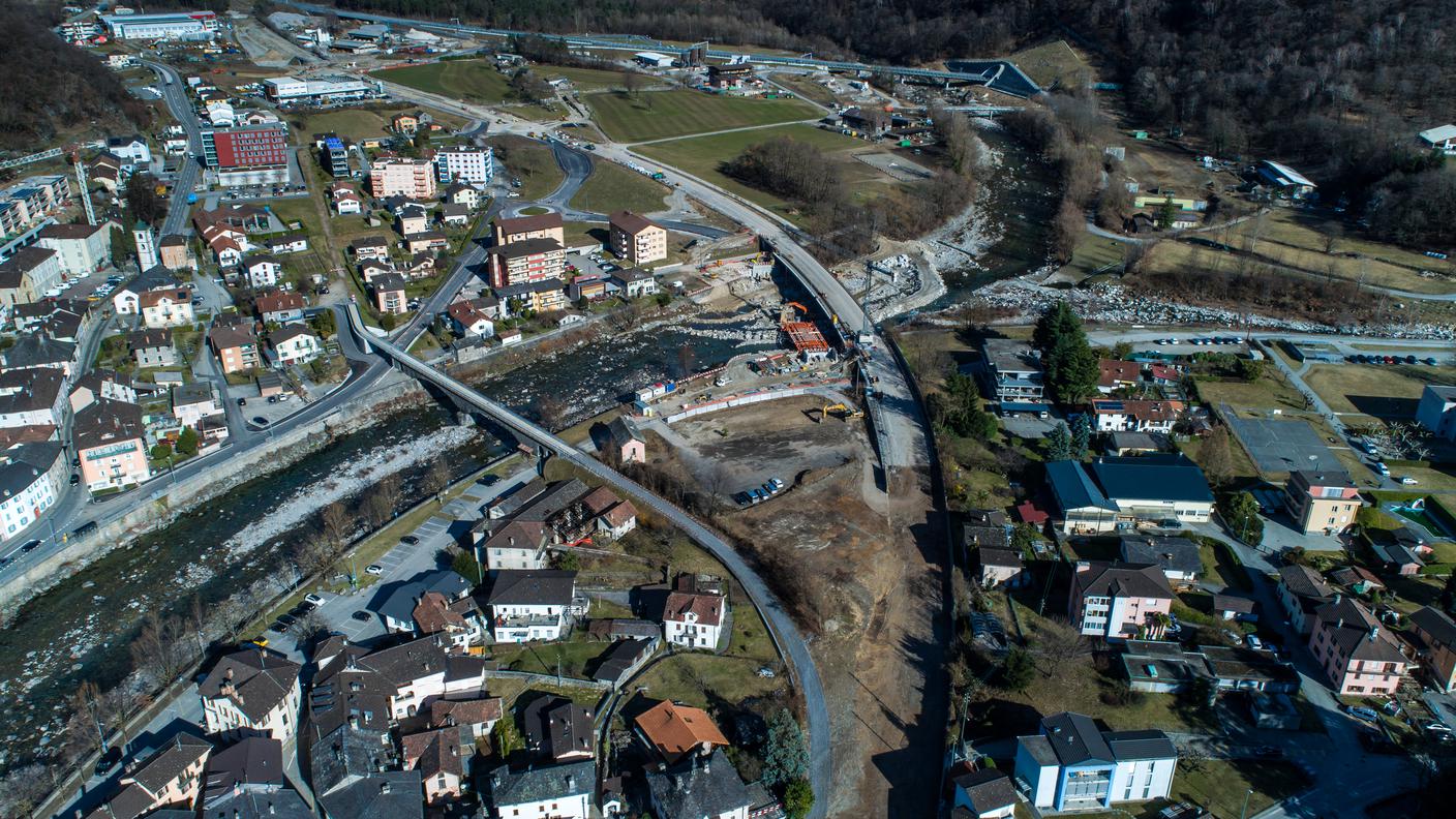 Tagliato in due