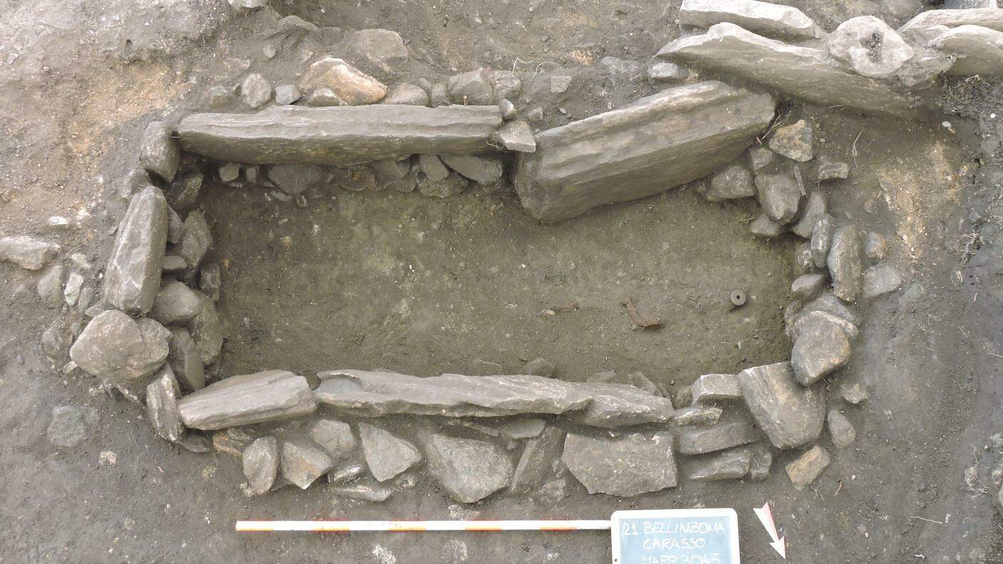 Una tomba risalente al periodo tardo-romano (circa IV secolo d.C.)