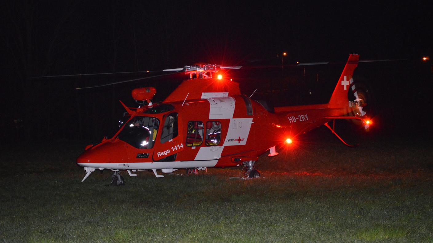 Elicottero in azione per soccorrere i malcapitati