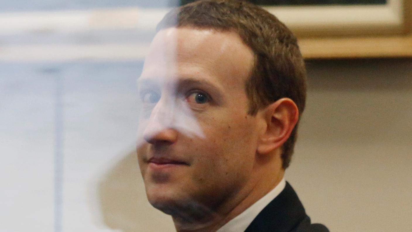 Mark Zuckerberg al suo arrivo a Washington lo scorso 9 aprile
