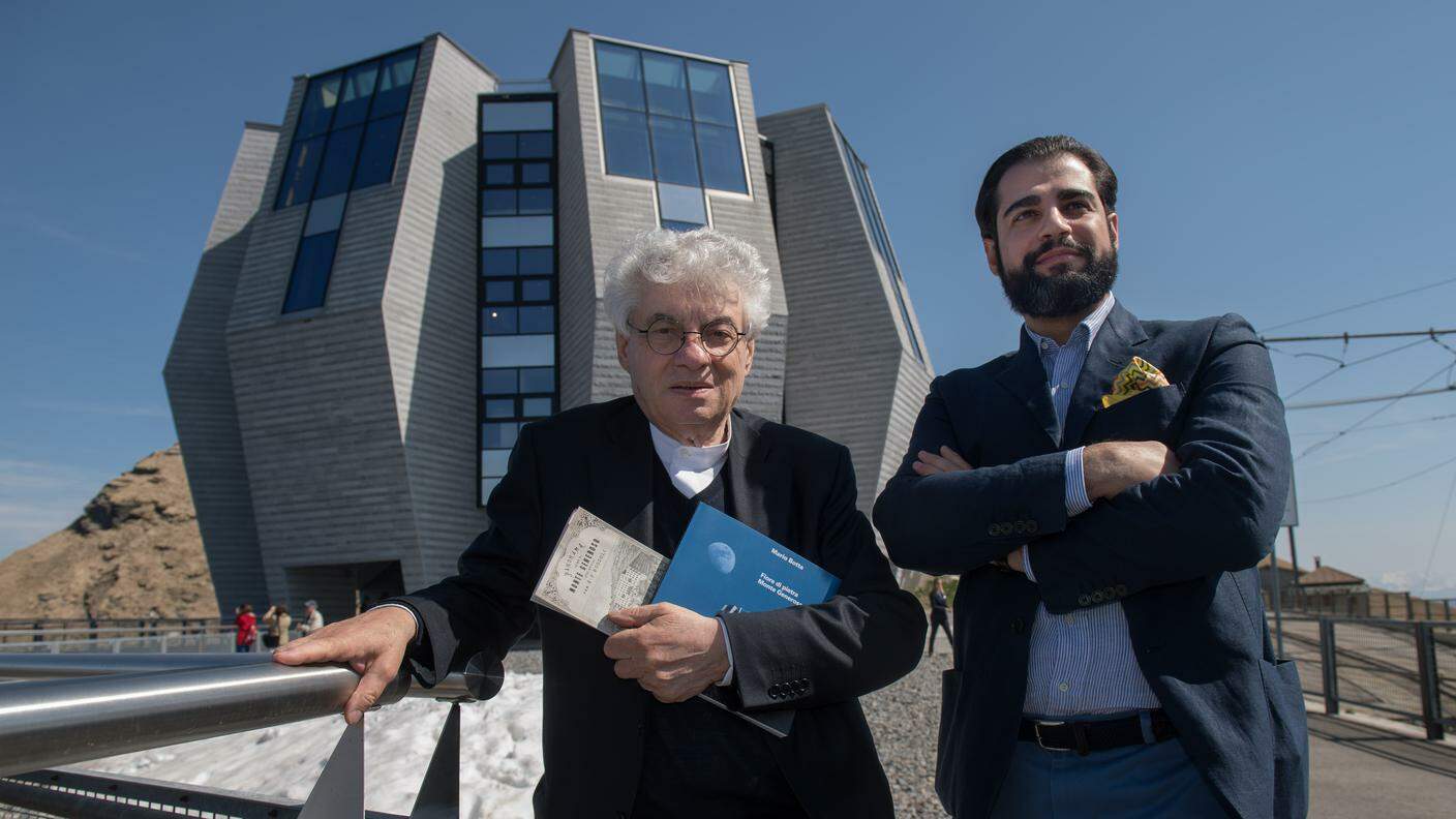 L'architetto Mario Botta e il fotografo Luca Ferrario, autori del libro sul "Fiore di pietra"