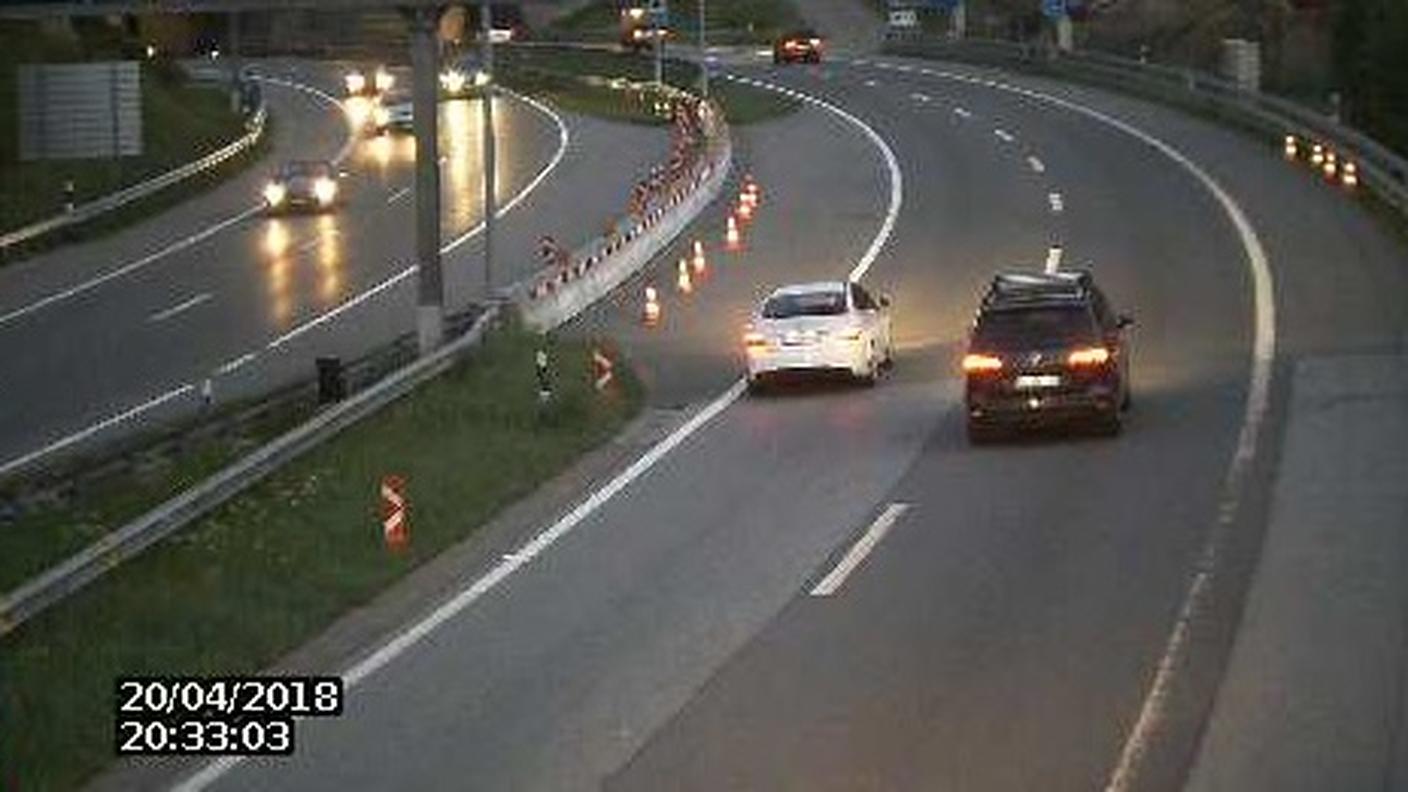 Il portale nord del San Salvatore alle 20.33